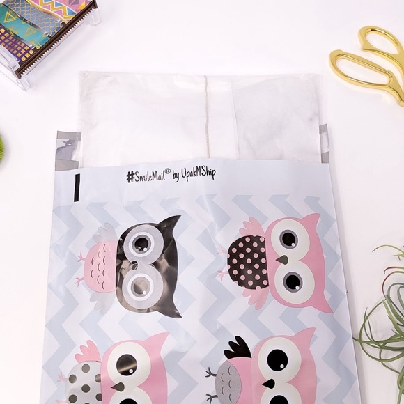 25 10X13 Owl Chevron Poly Mailers PRICE IS FIRM - Picture 6 of 7